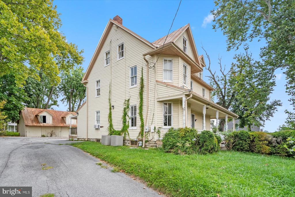 11123 Reisterstown Rd