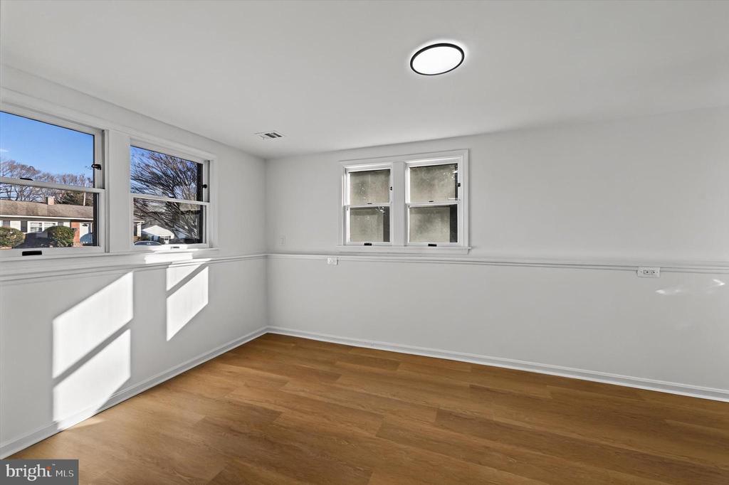 229 Quaker Ridge Rd
