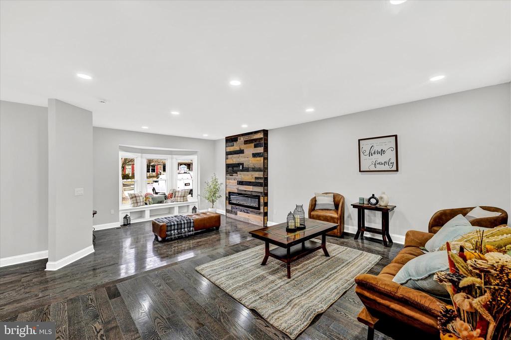 2738 Quarry Heights Way