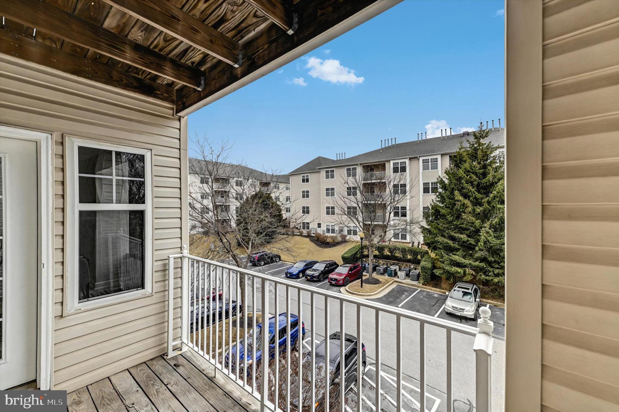 4550 Chaucer Way #301