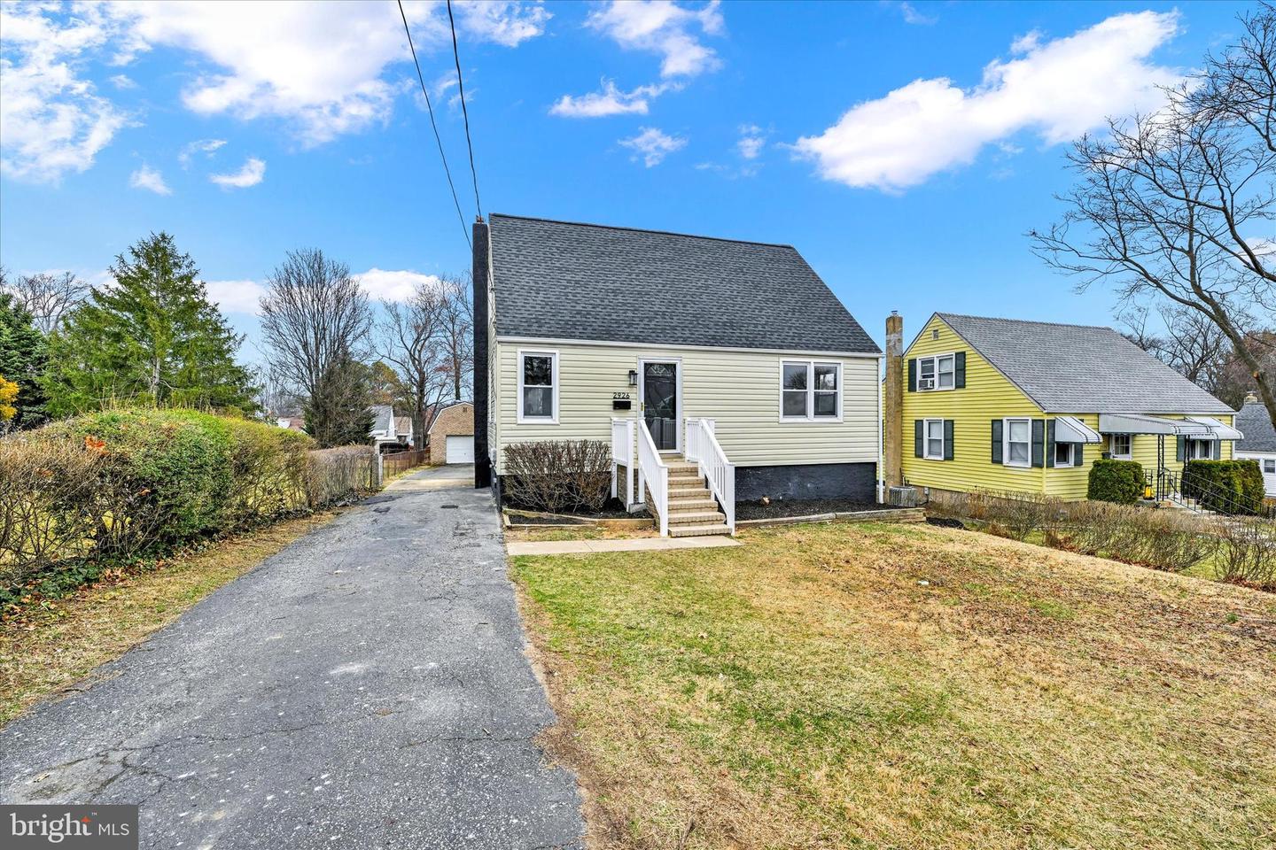 2926 Grendon Ln