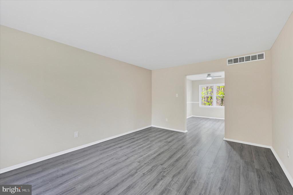 3447 Santee Rd