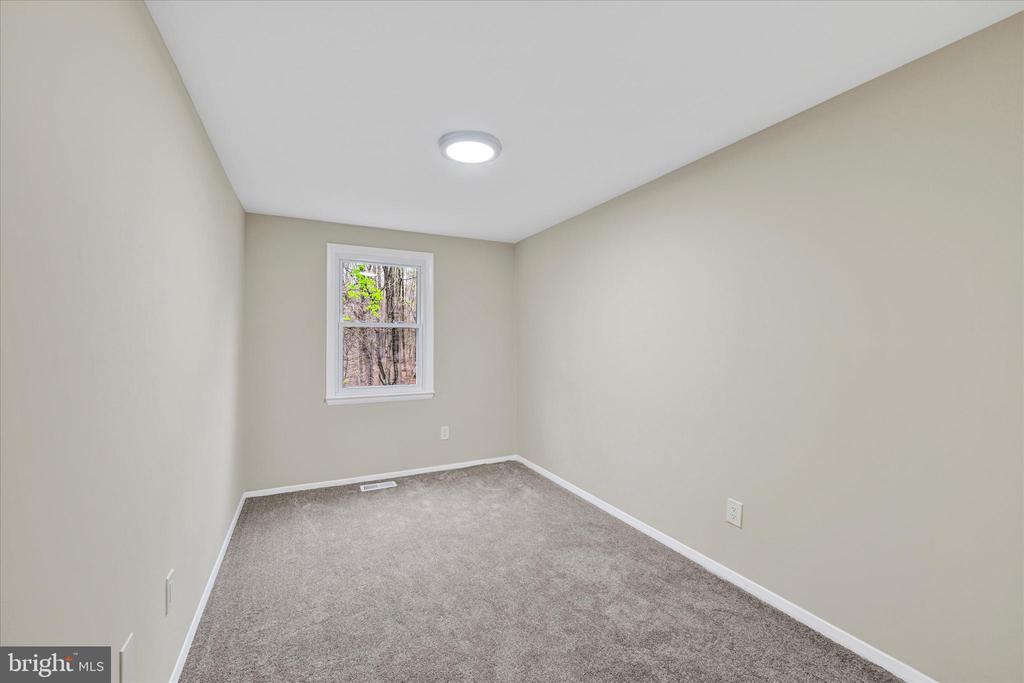 3447 Santee Rd