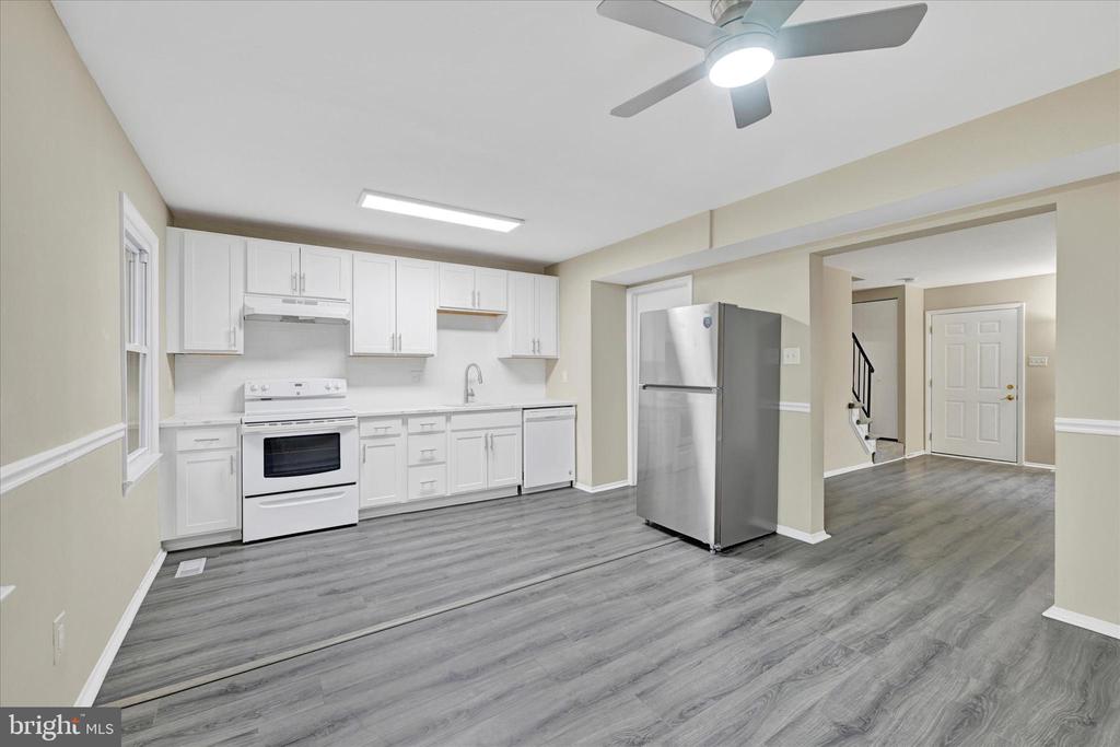 3447 Santee Rd