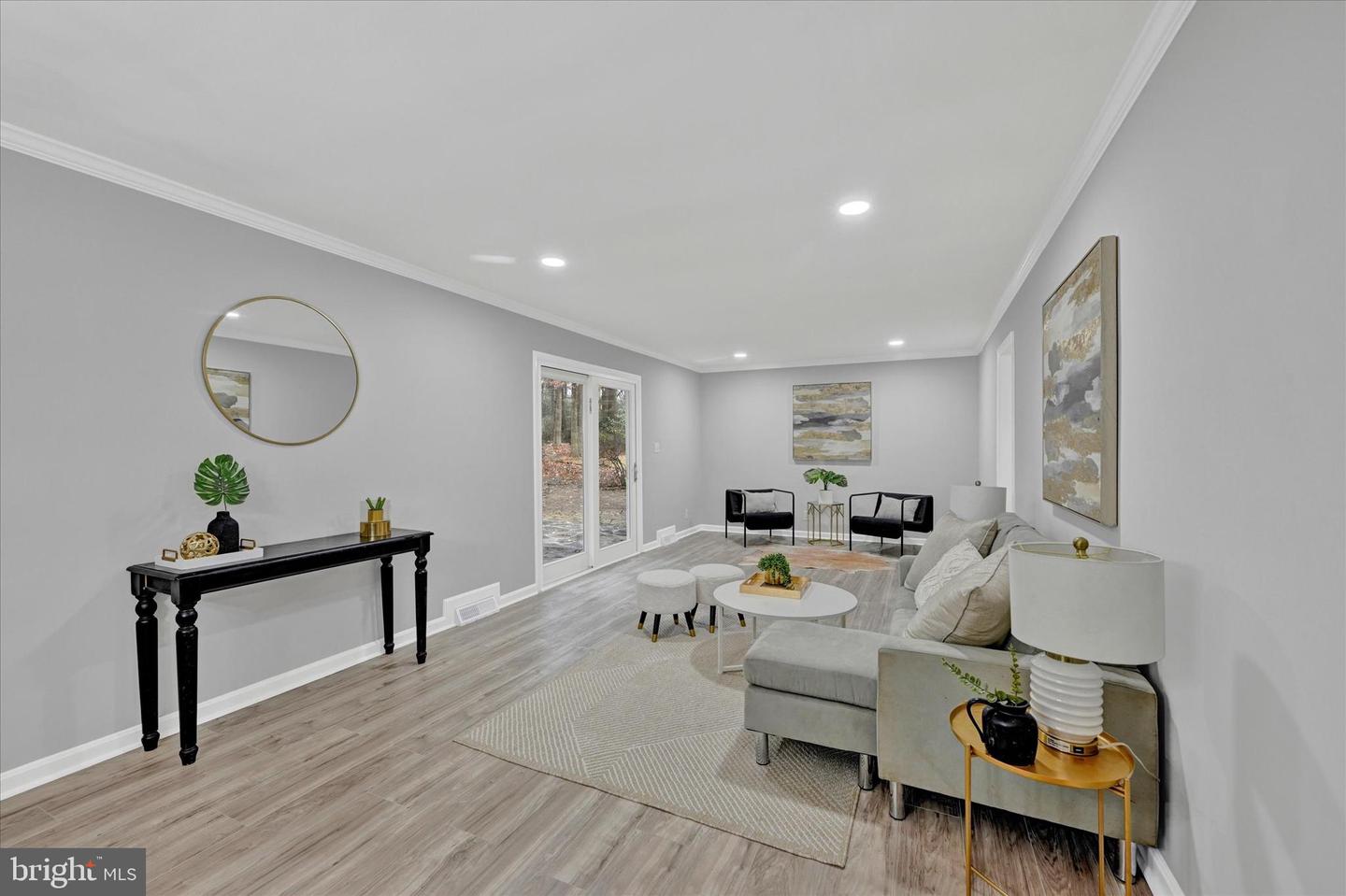 19 Sheraton Rd