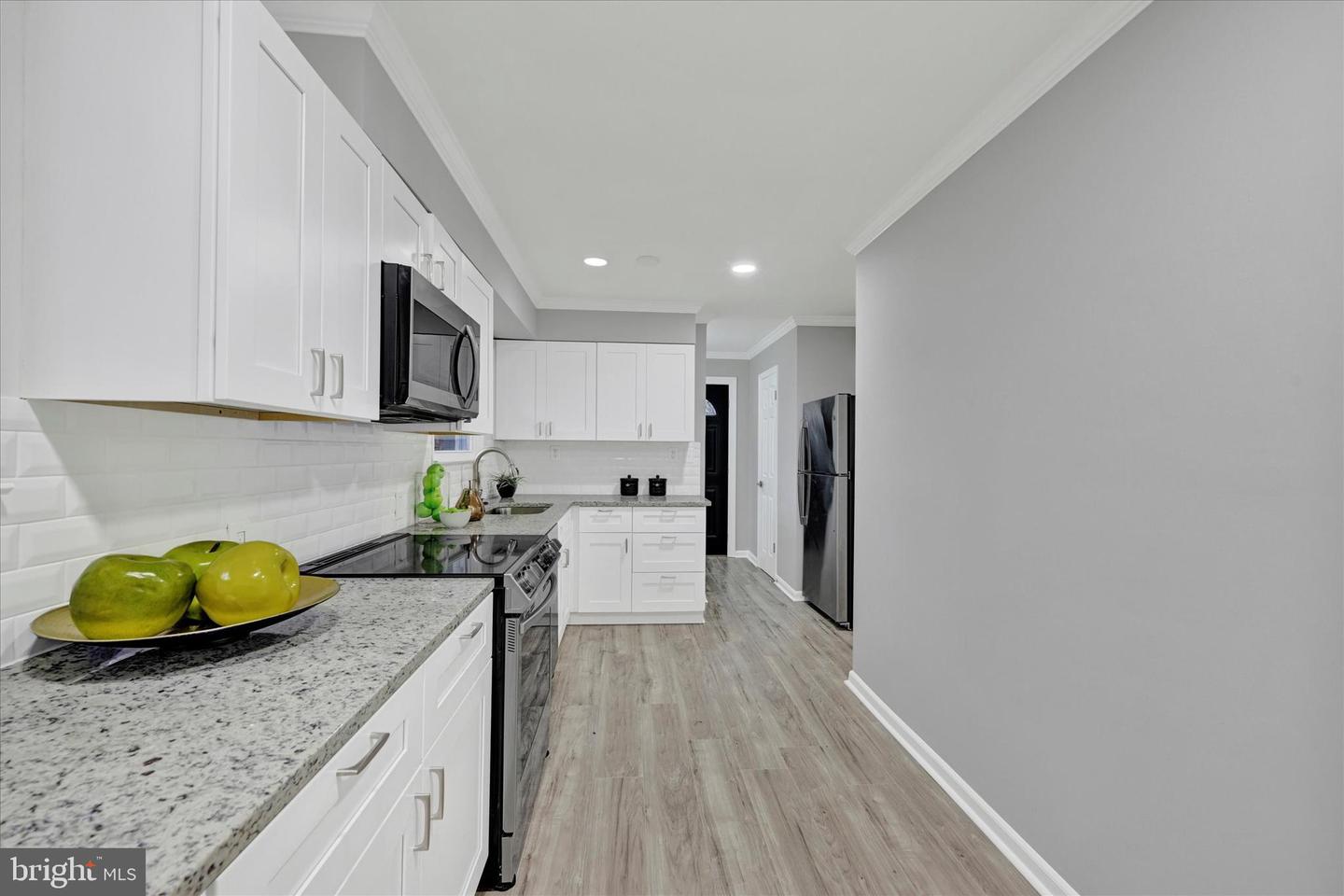 19 Sheraton Rd