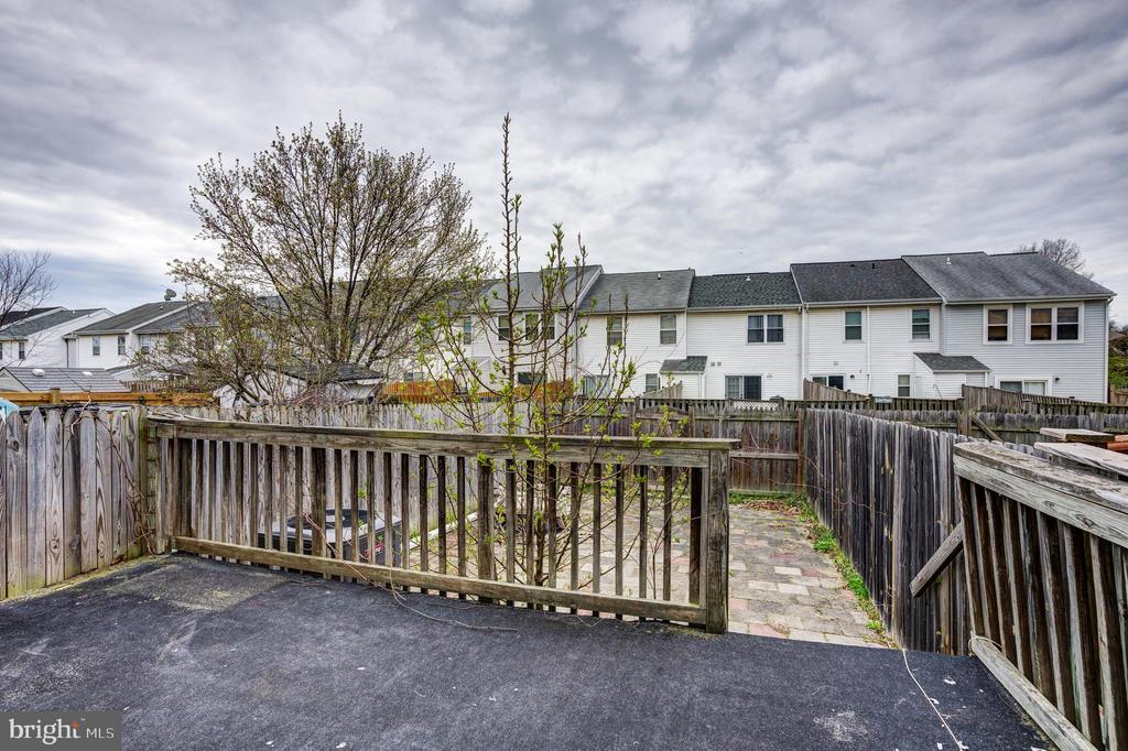 5 Old Knife Ct