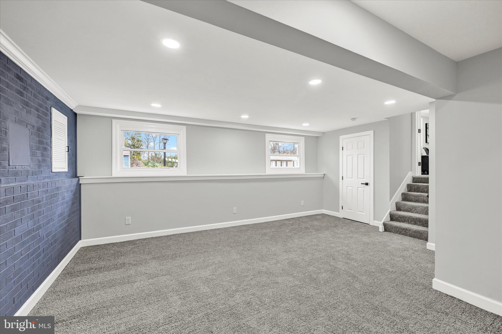 4348 Danlou Dr