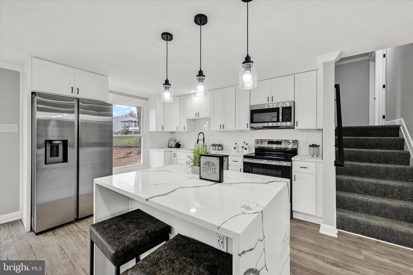 4348 Danlou Dr