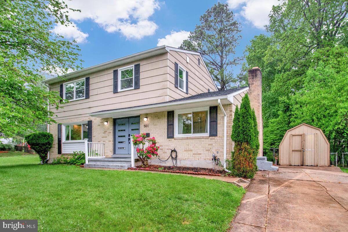 501 Deacon Brook Cir