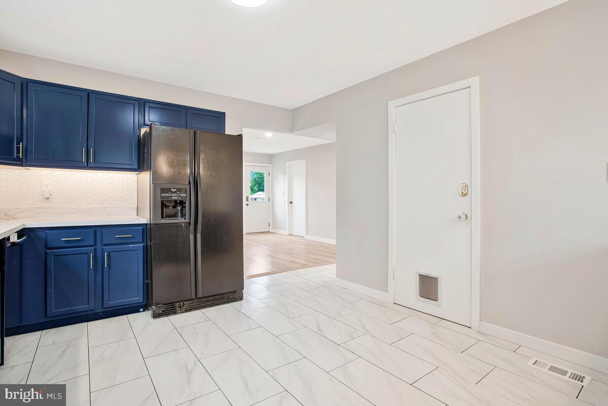 501 Deacon Brook Cir