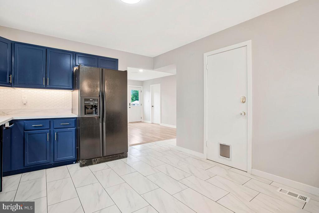 501 Deacon Brook Cir