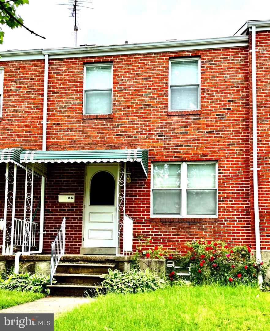8542 Willow Oak Rd