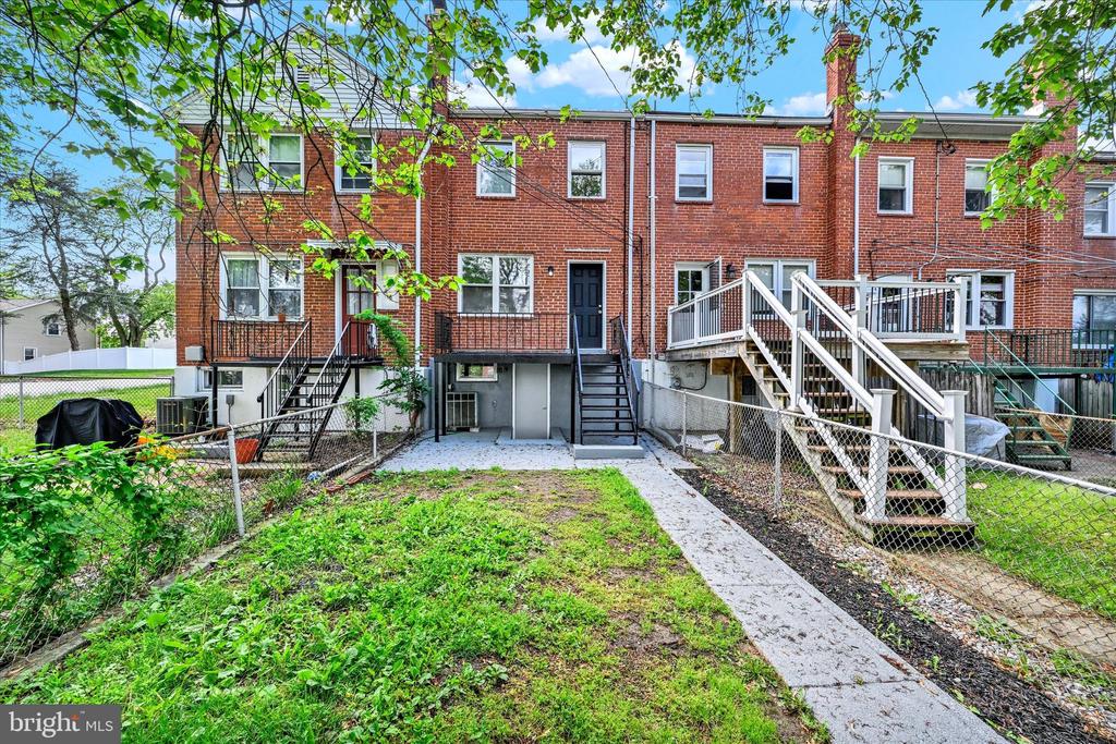 8303 Dalesford Rd