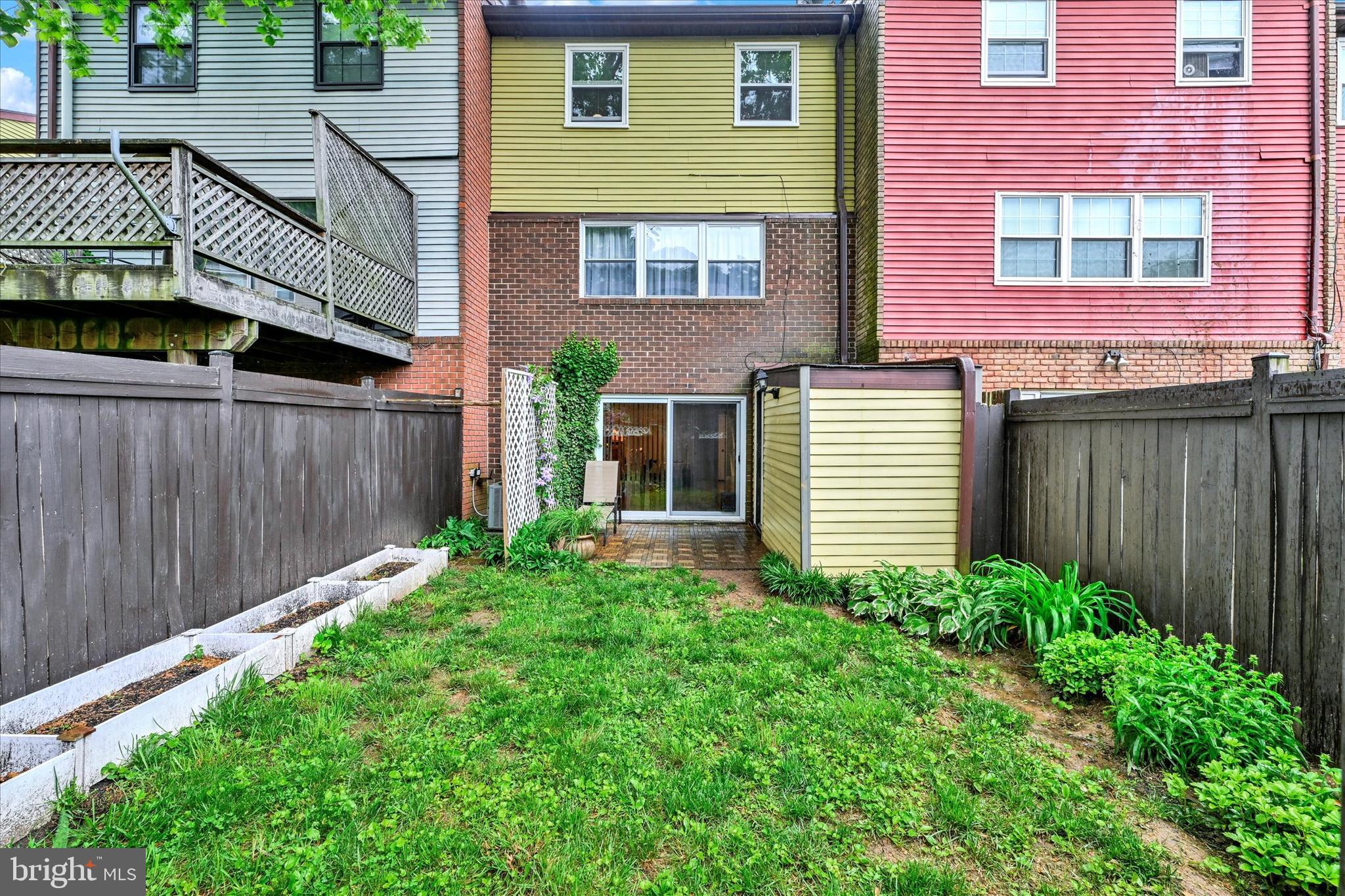 14 Wimbledon Ln