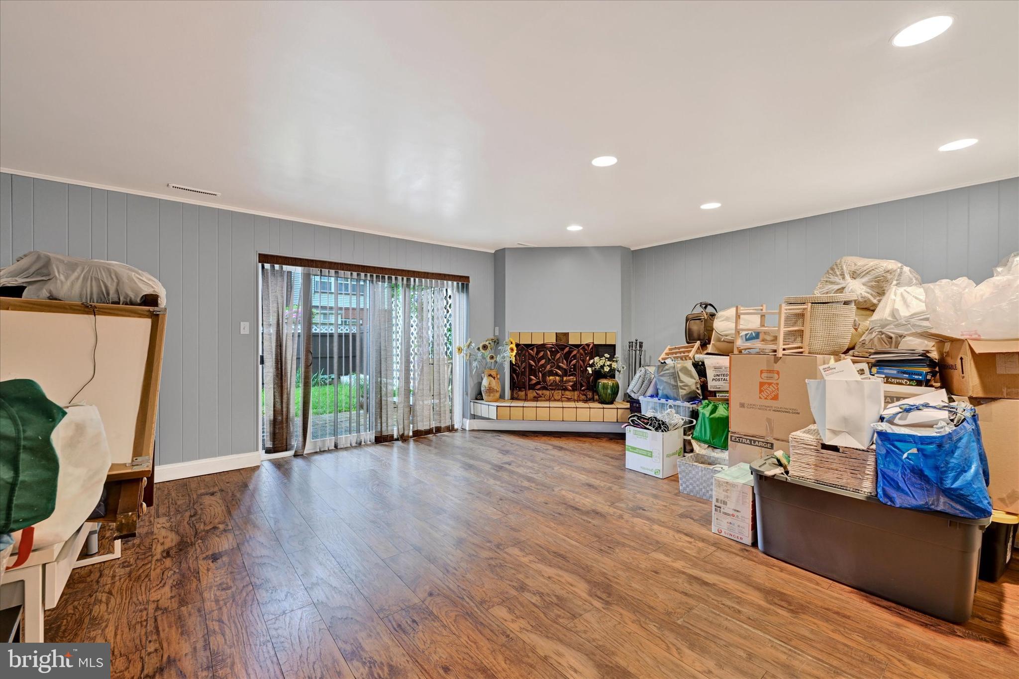 14 Wimbledon Ln
