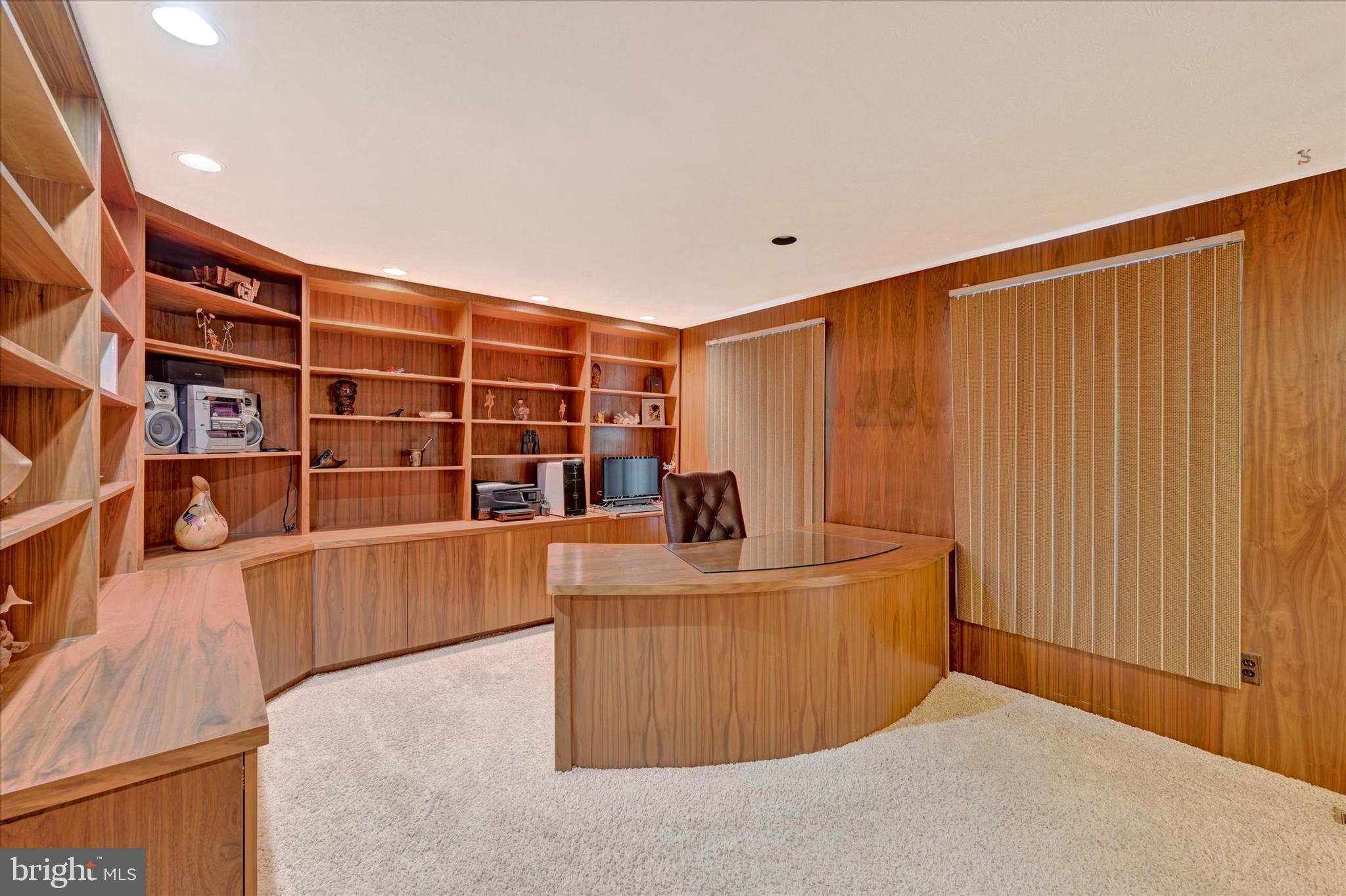 22 Woodholme Village Ct