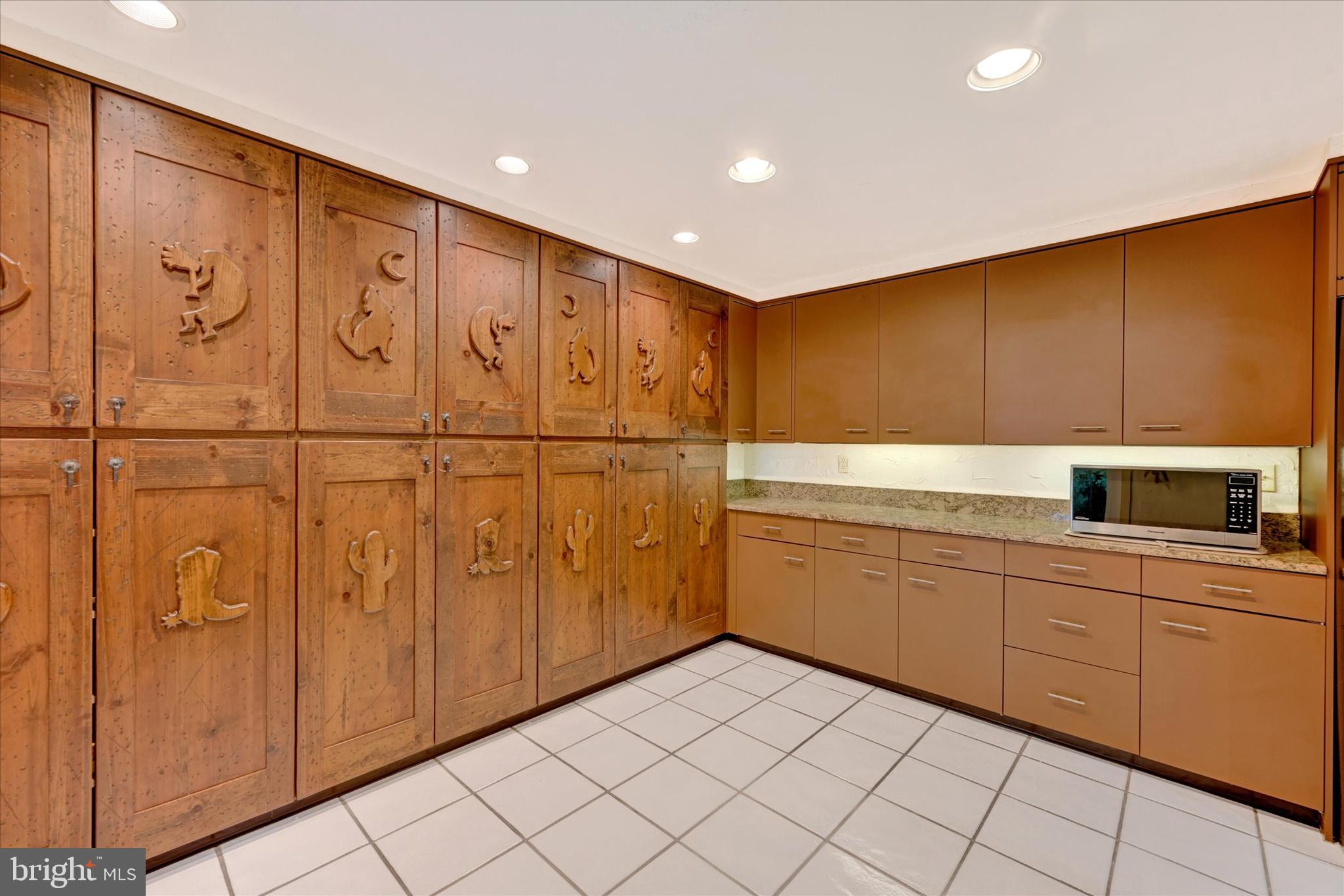 22 Woodholme Village Ct