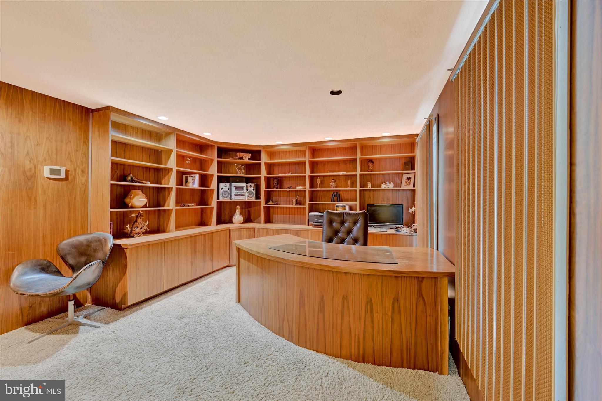 22 Woodholme Village Ct