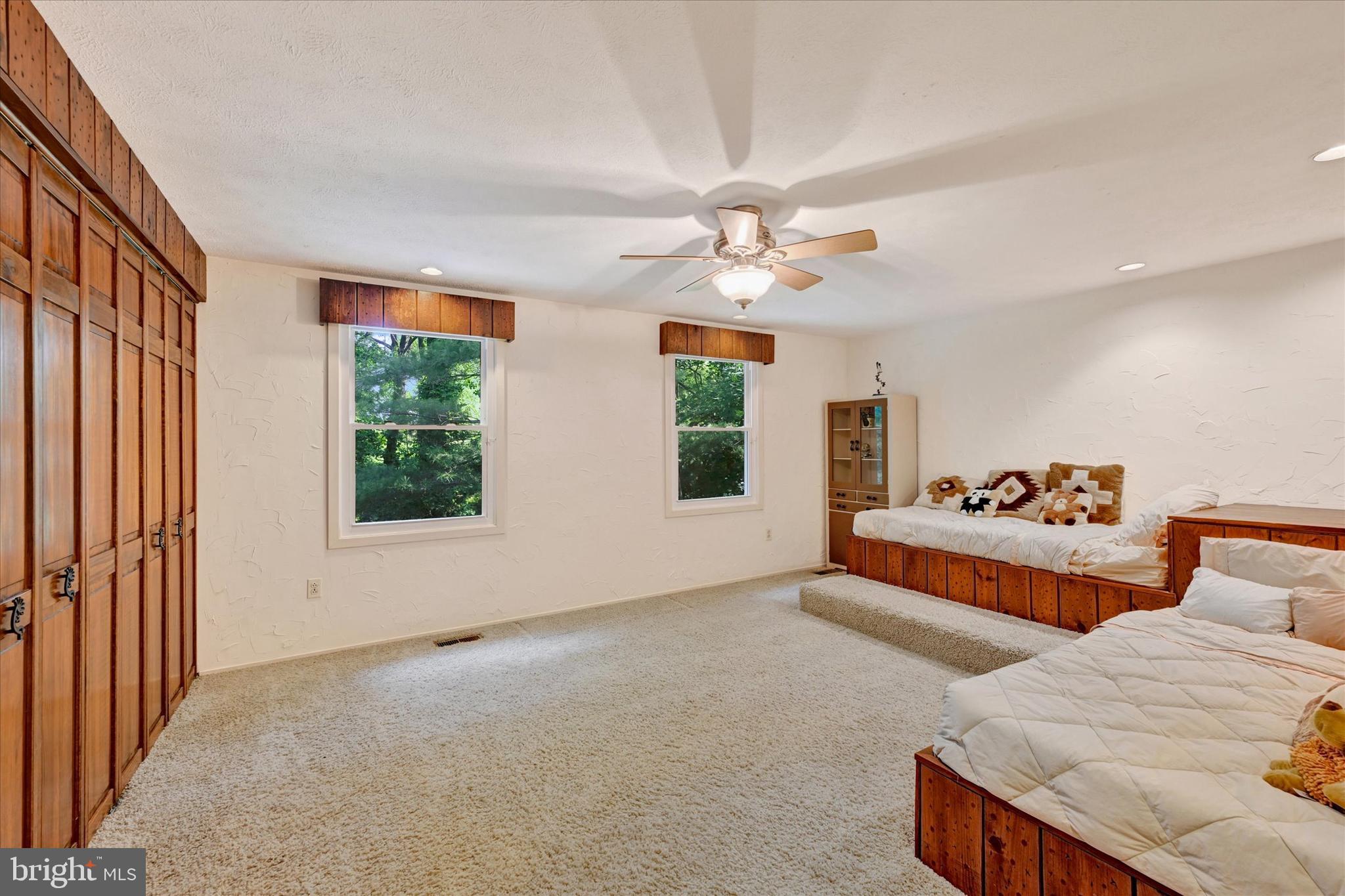 22 Woodholme Village Ct