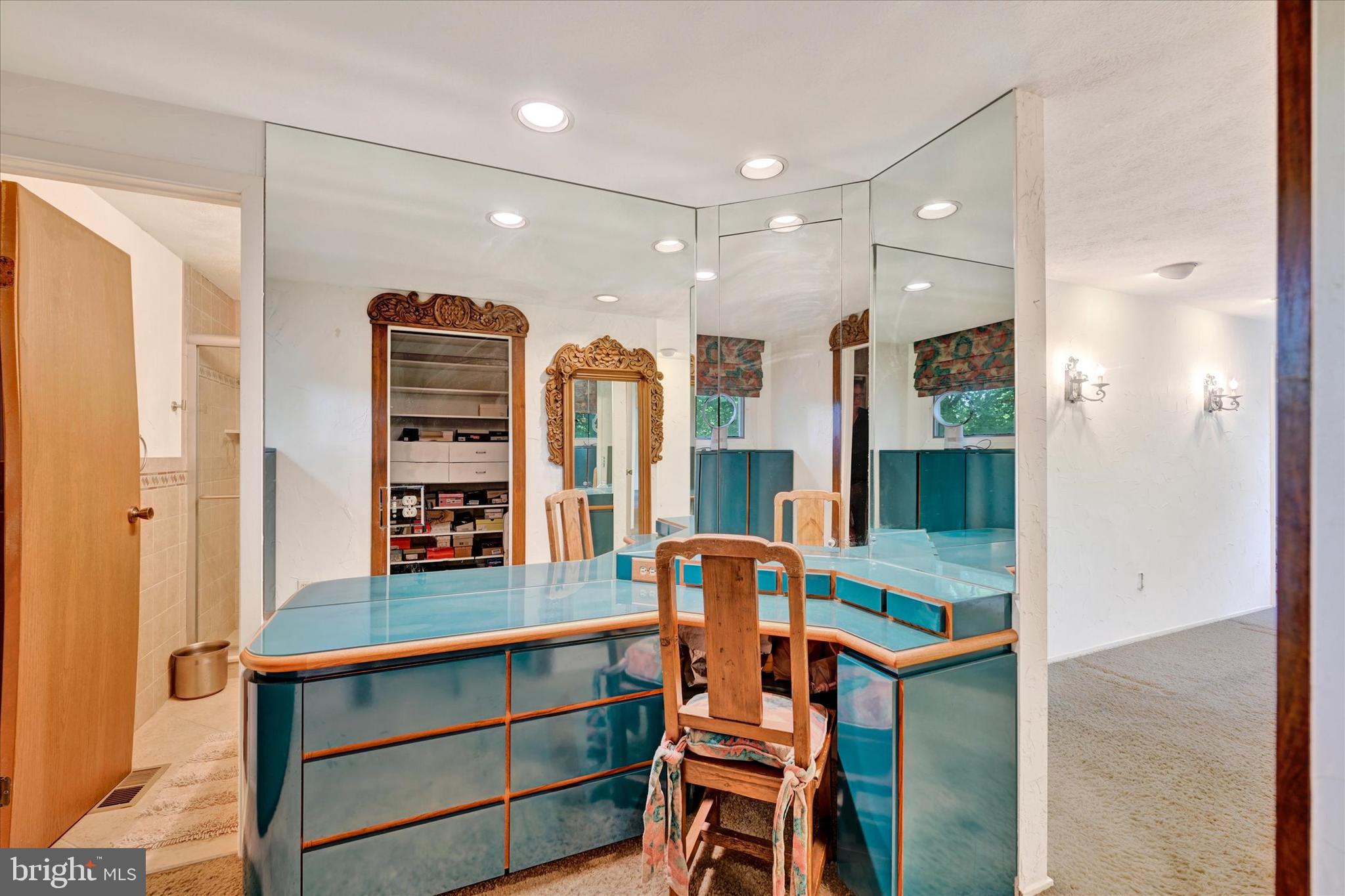 22 Woodholme Village Ct