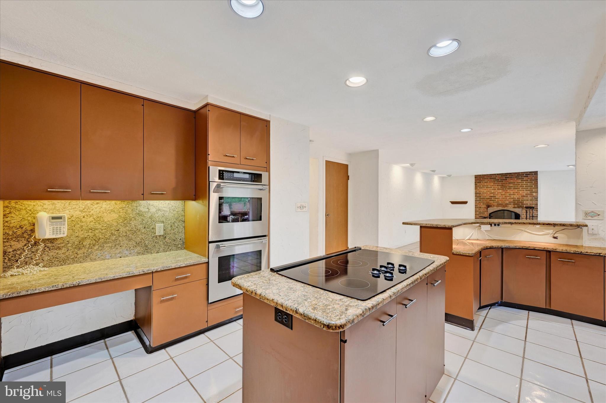 22 Woodholme Village Ct