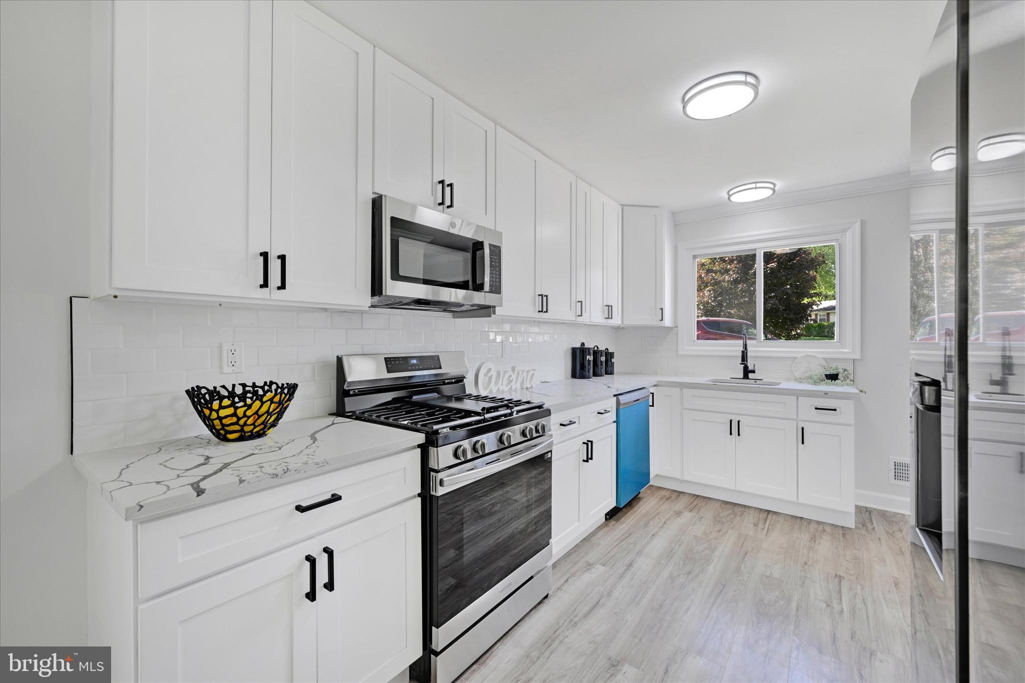 101 Chartley Dr