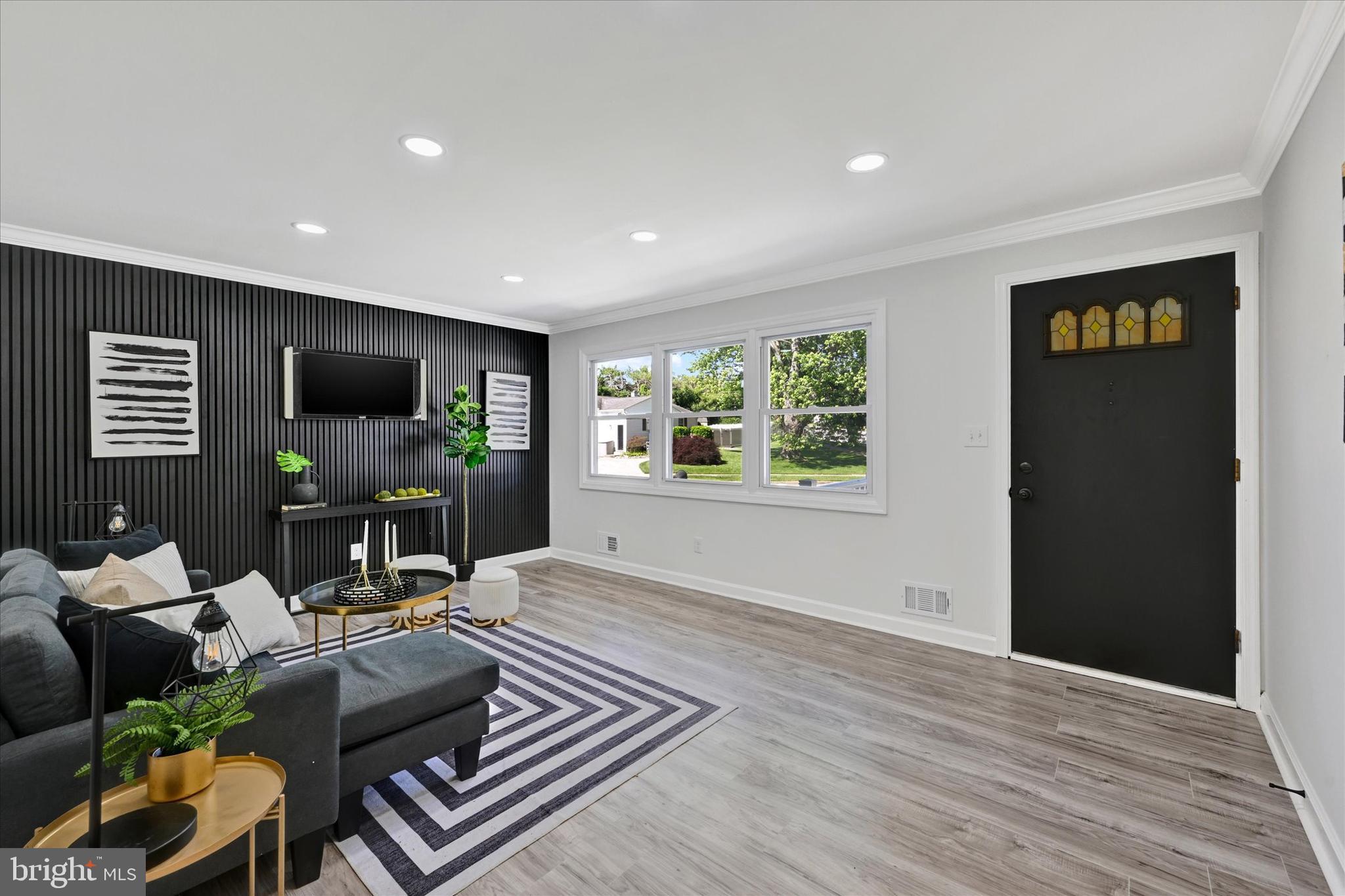 101 Chartley Dr