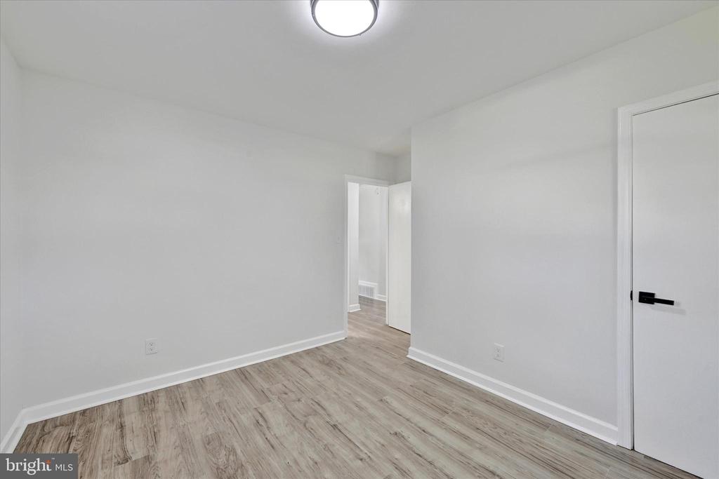 101 Chartley Dr
