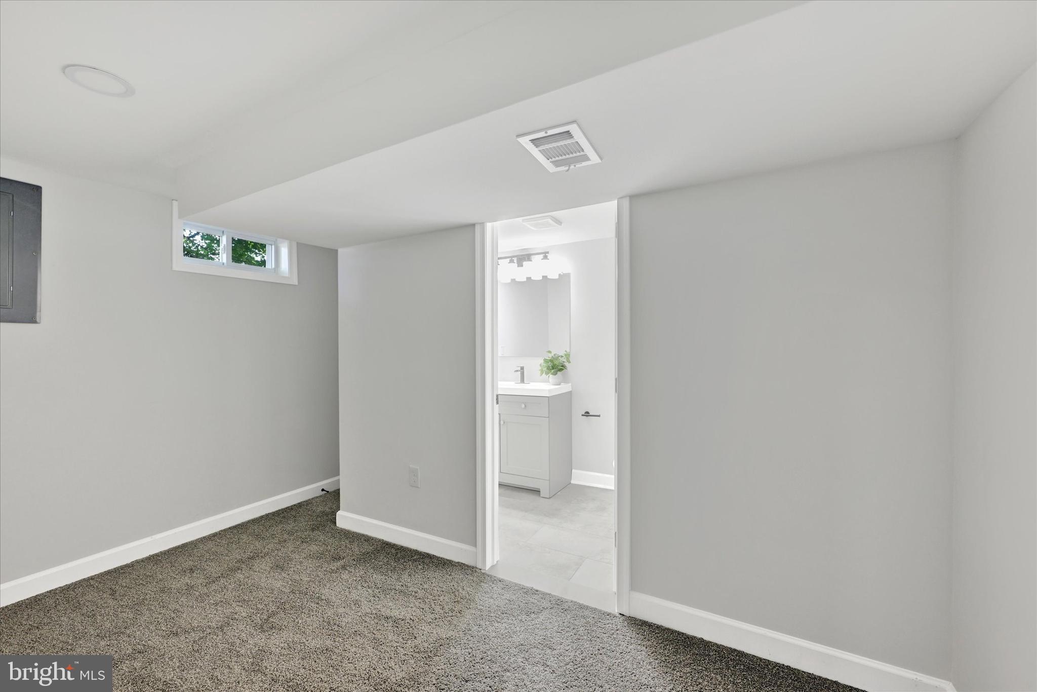 101 Chartley Dr