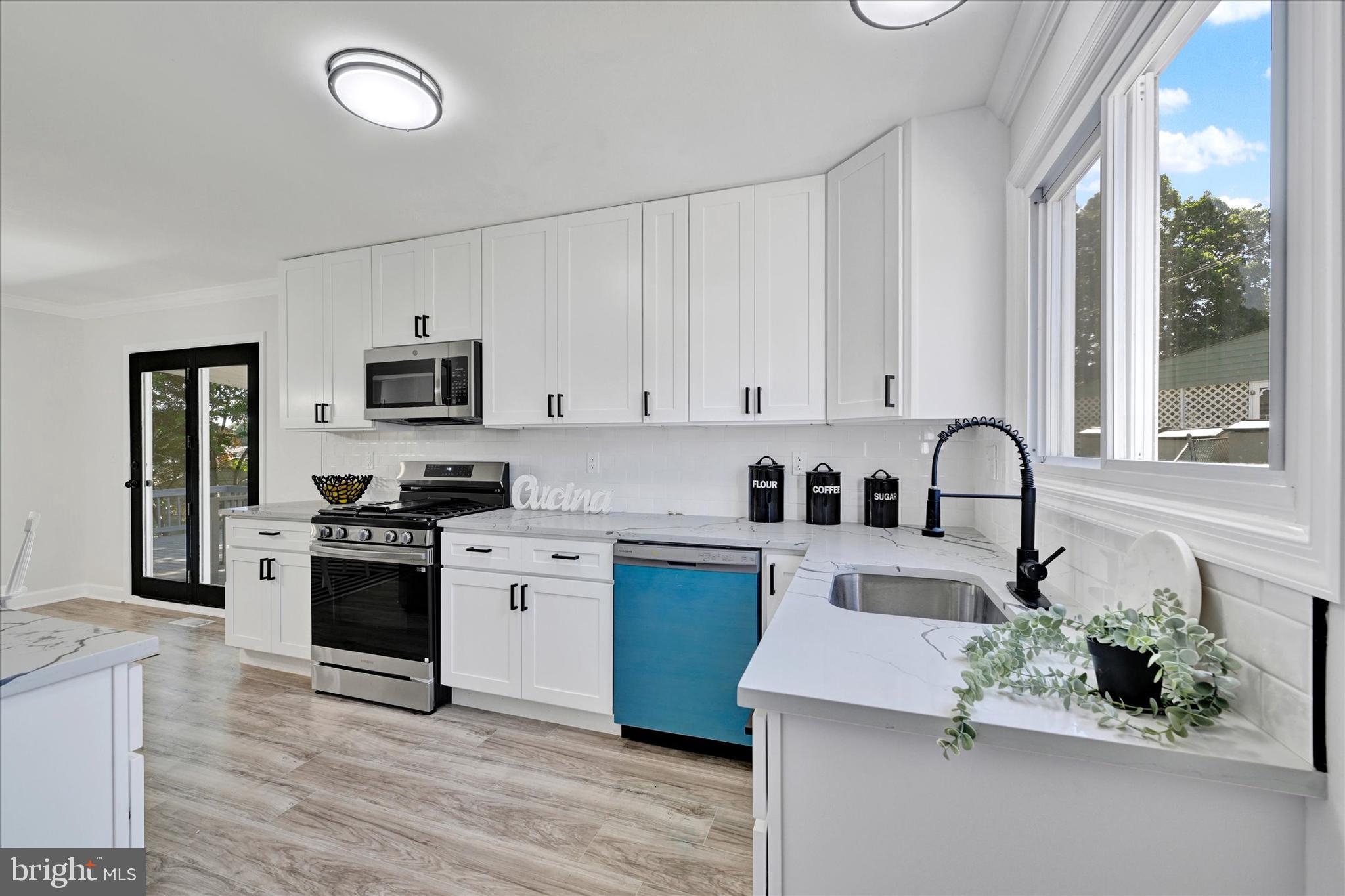 101 Chartley Dr