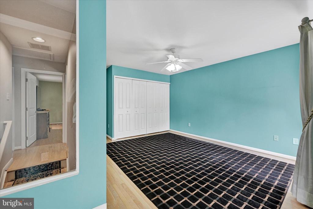 2 Lamplighter Ct #2