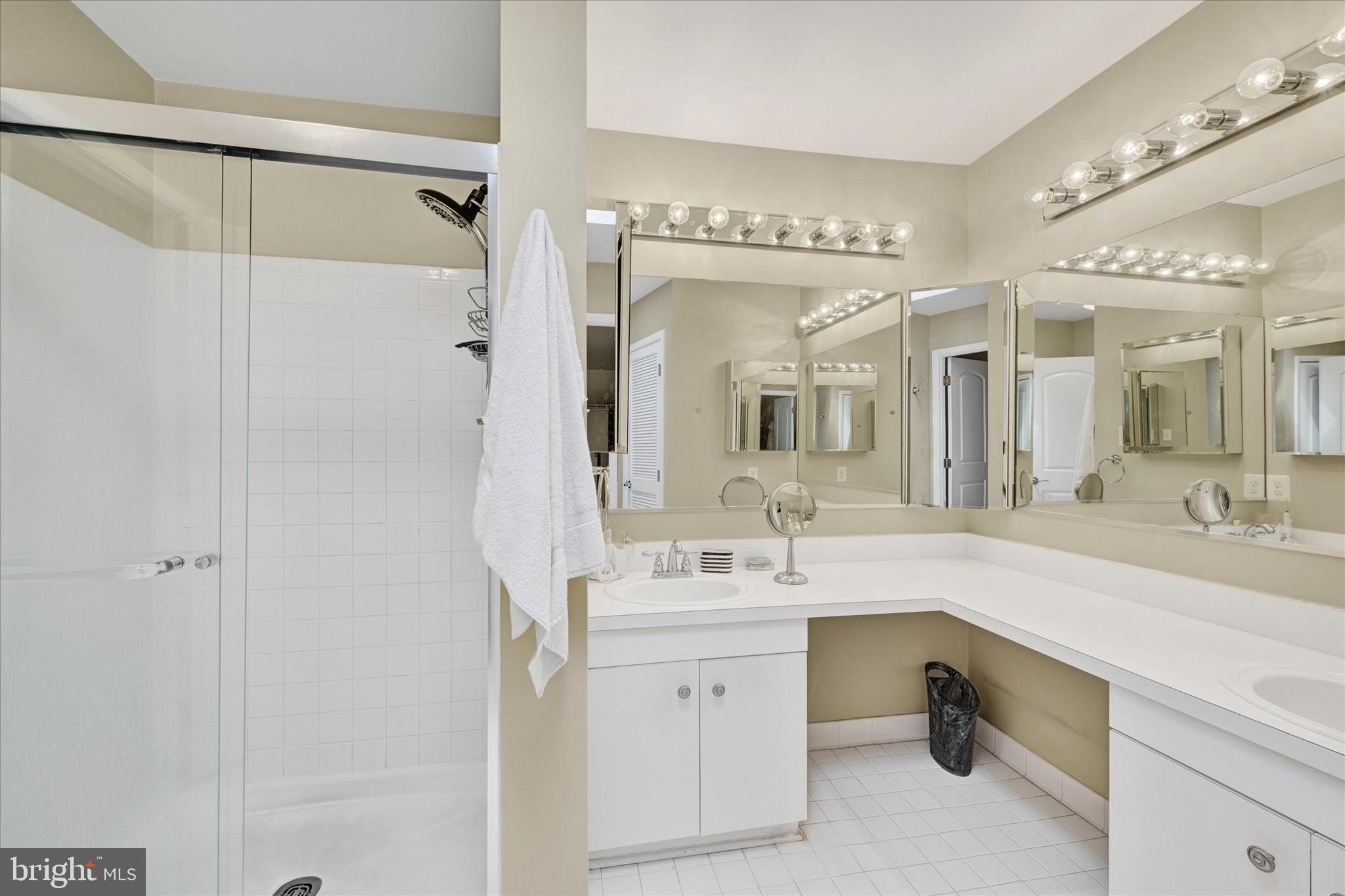 2 Lamplighter Ct #2