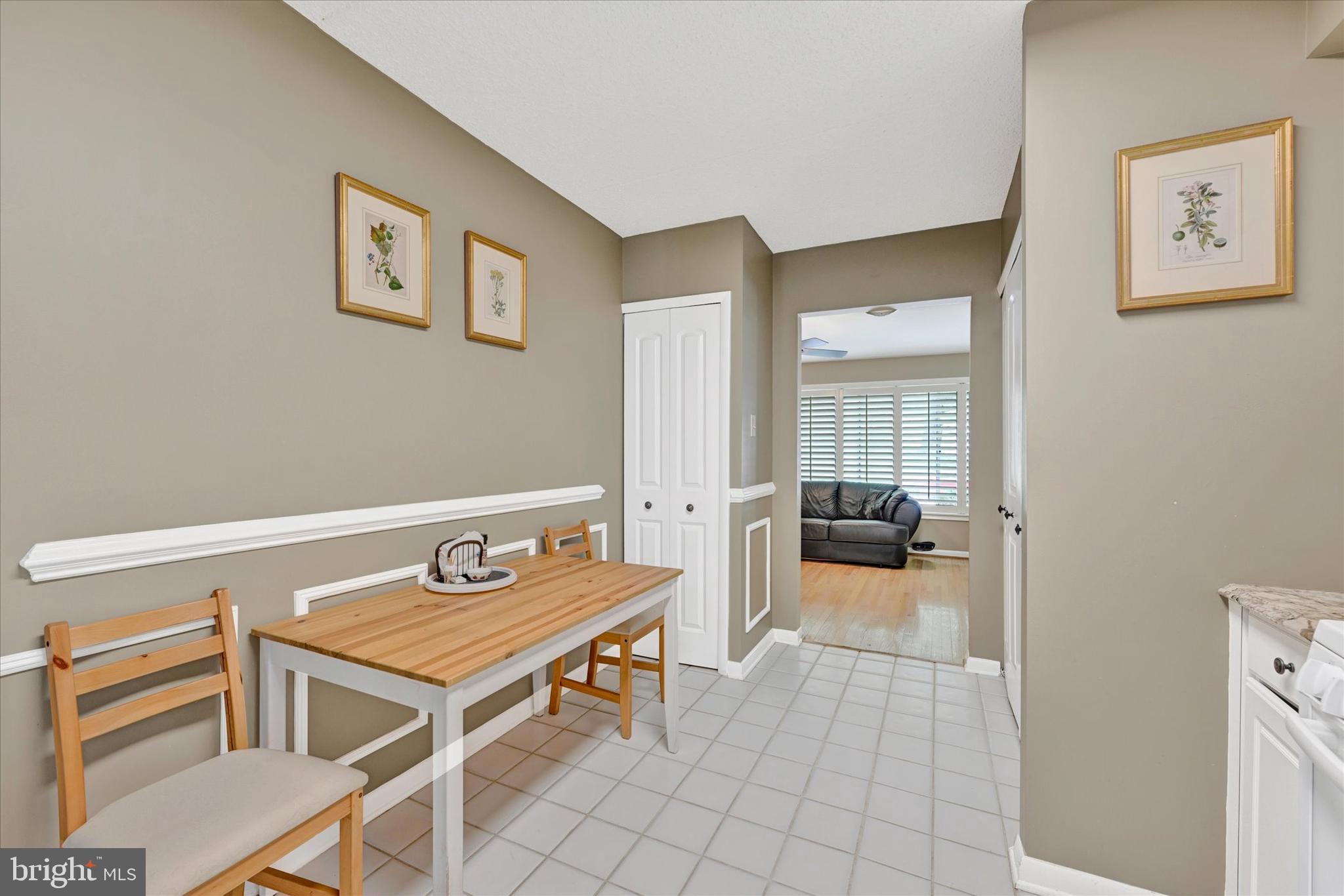 2 Lamplighter Ct #2