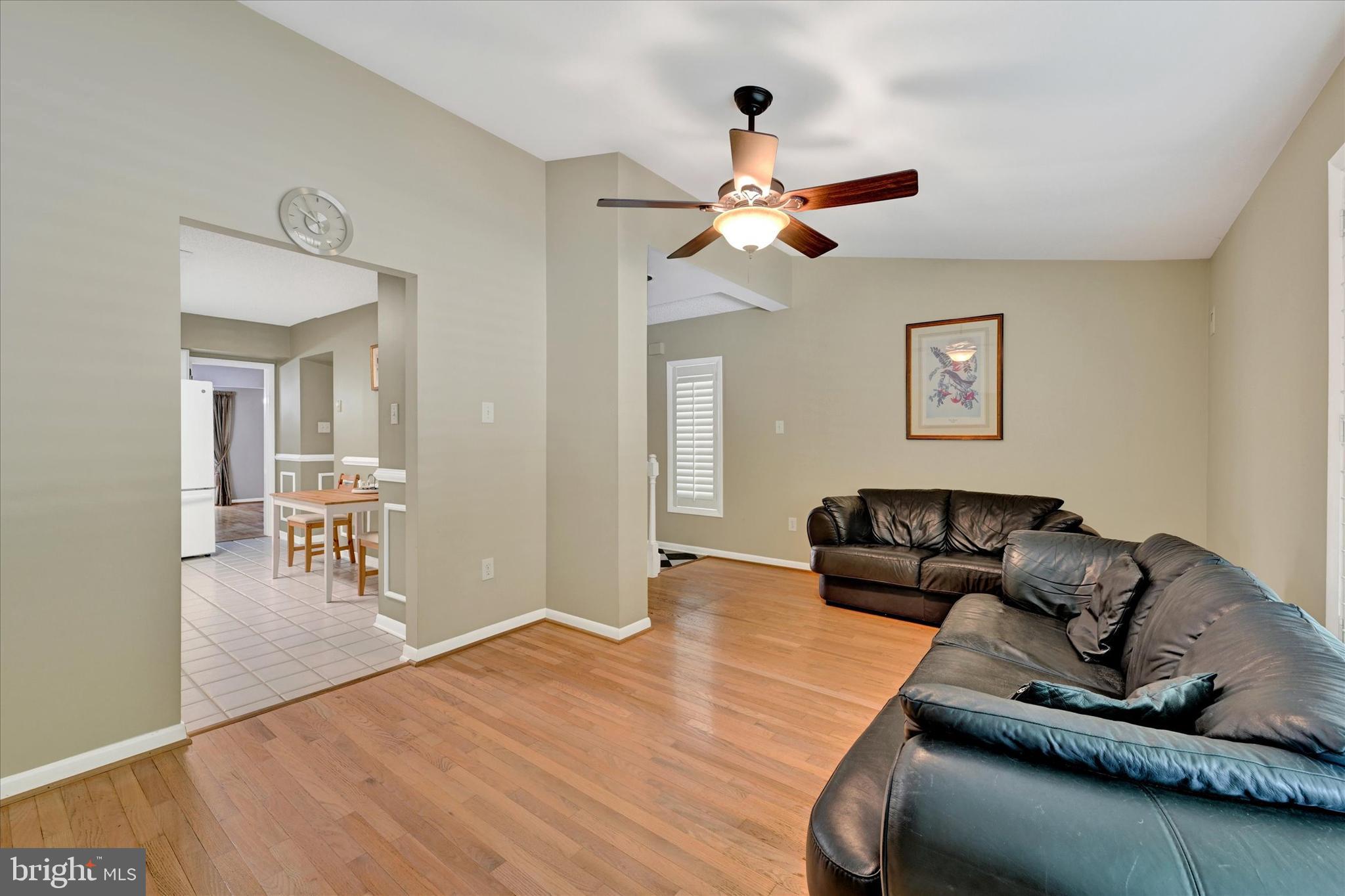 2 Lamplighter Ct #2