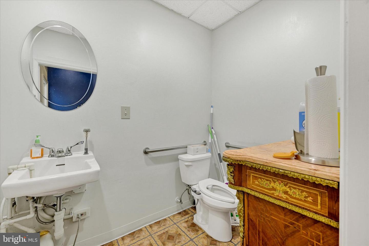11240 Reisterstown Rd