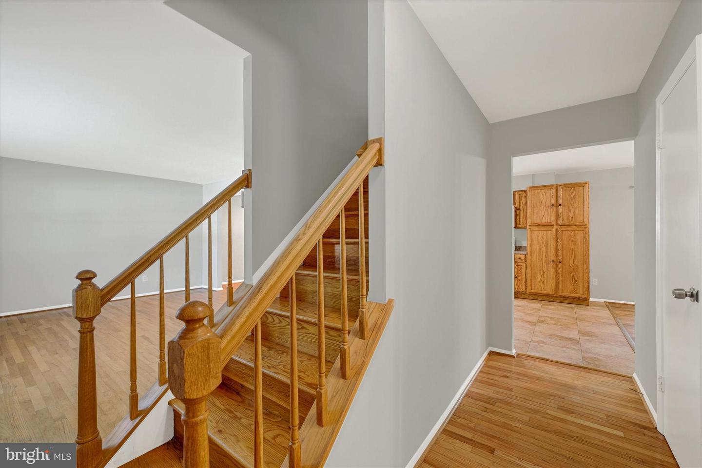 125 W Chestnut Hill Ln
