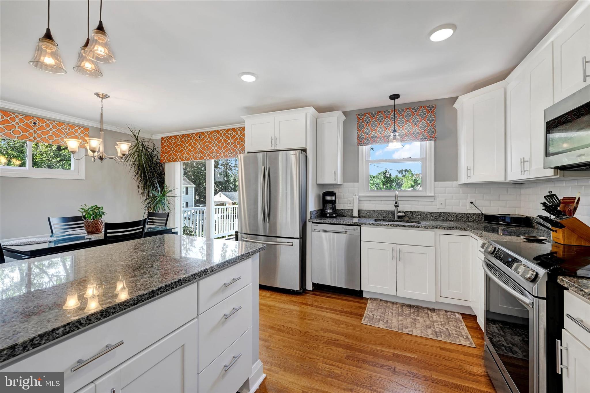 127 Ridgefield Rd