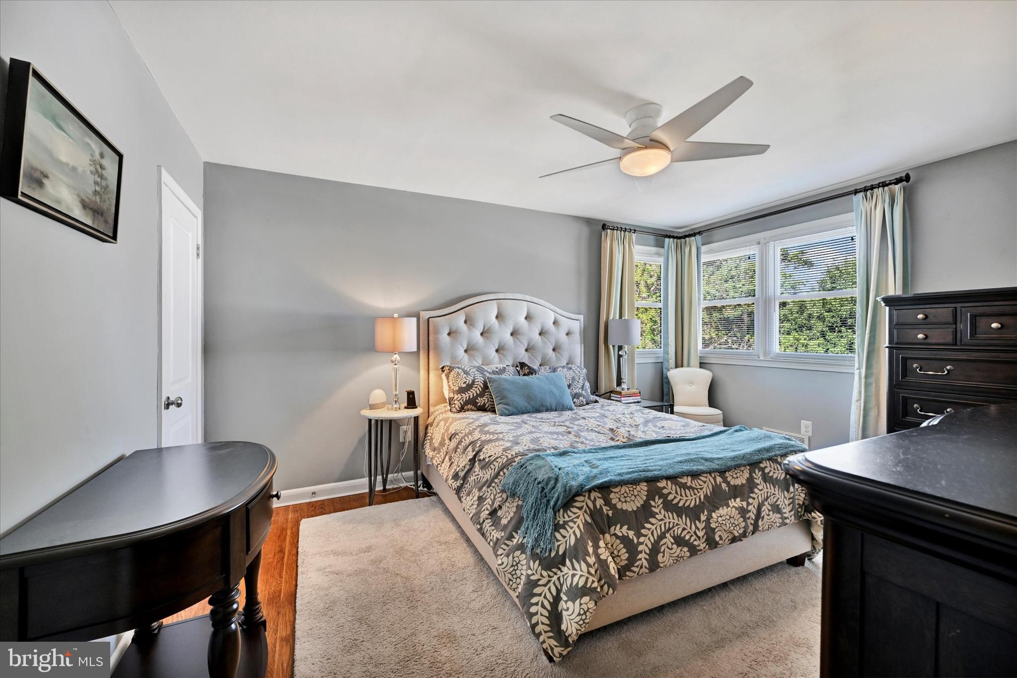 127 Ridgefield Rd