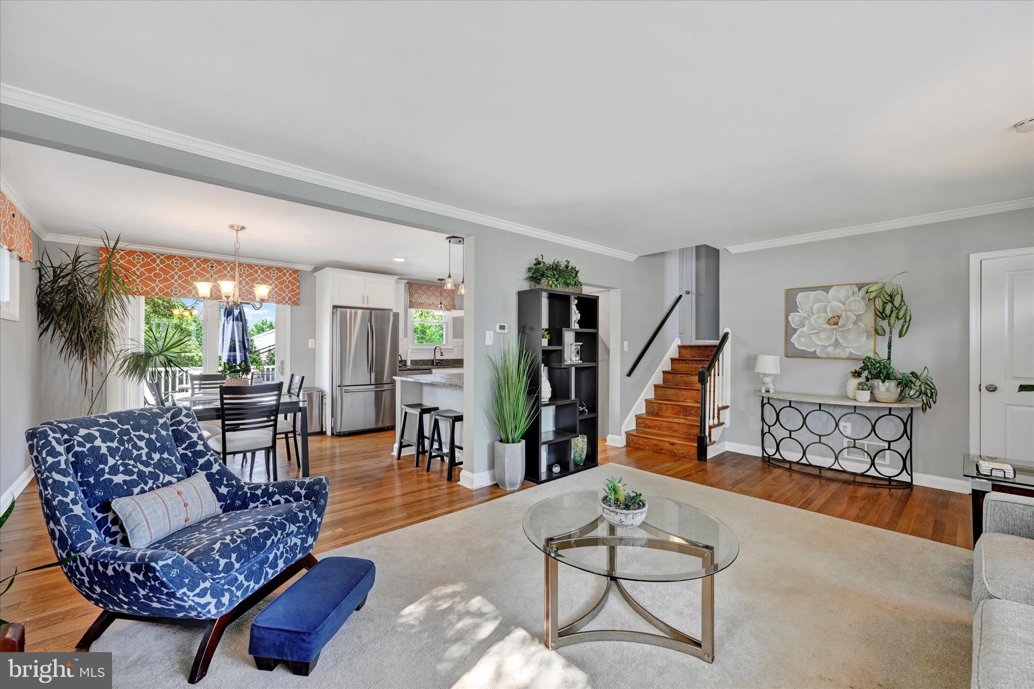 127 Ridgefield Rd