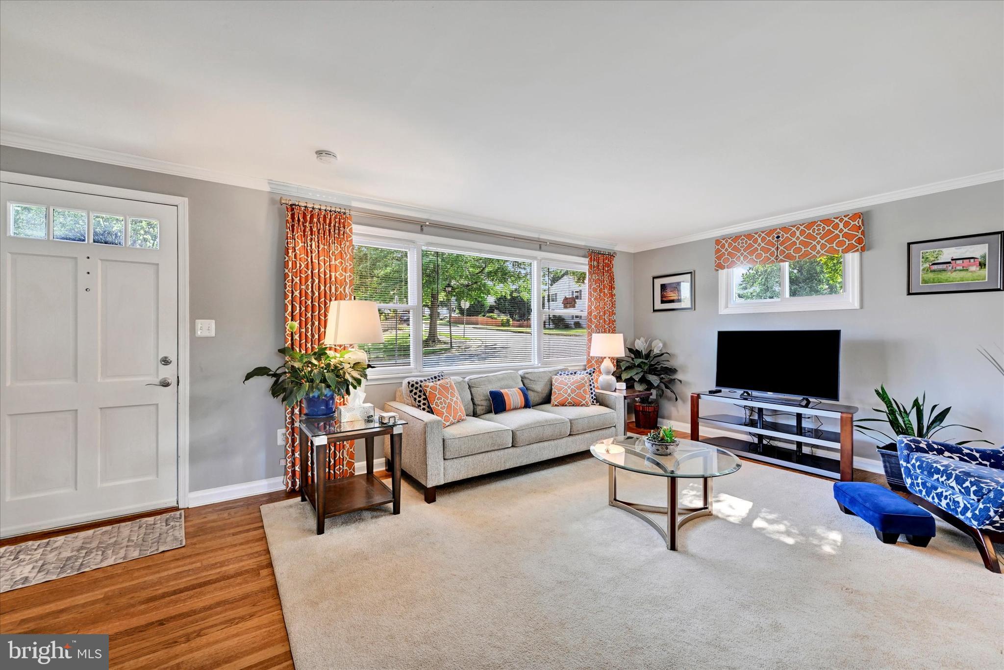 127 Ridgefield Rd