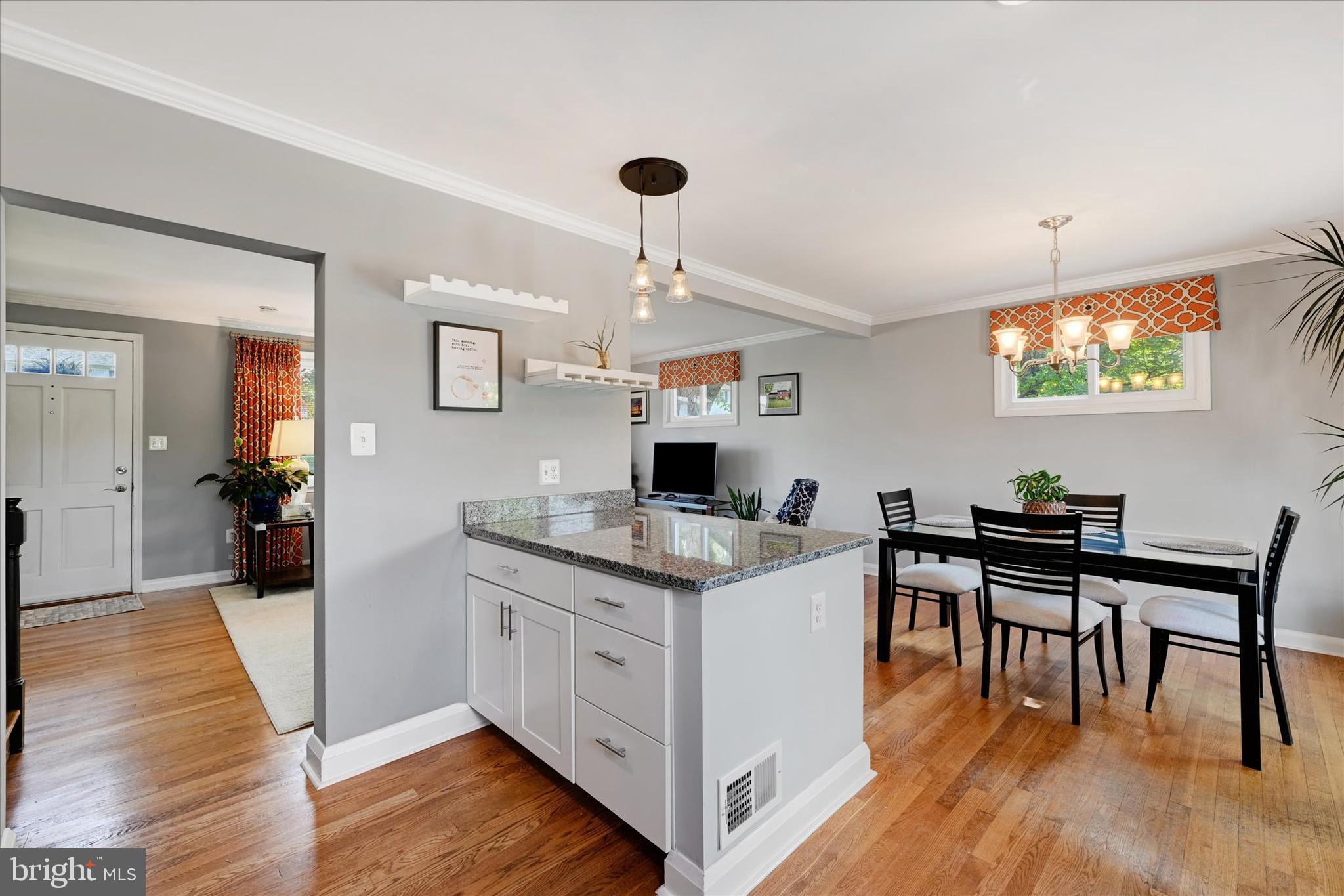 127 Ridgefield Rd