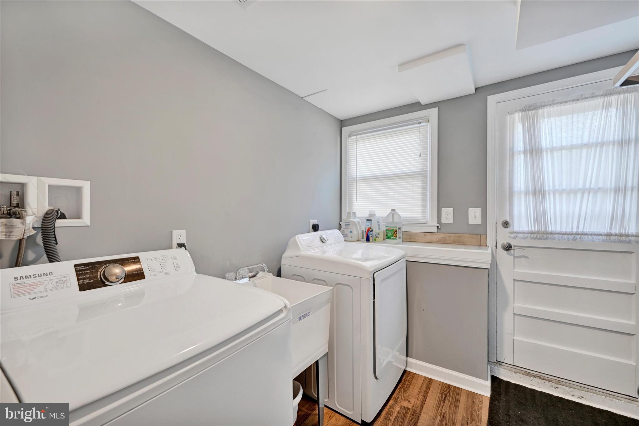127 Ridgefield Rd