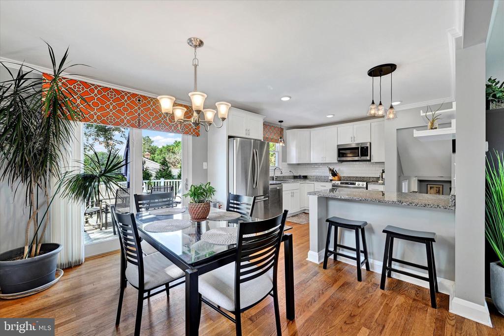 127 Ridgefield Rd