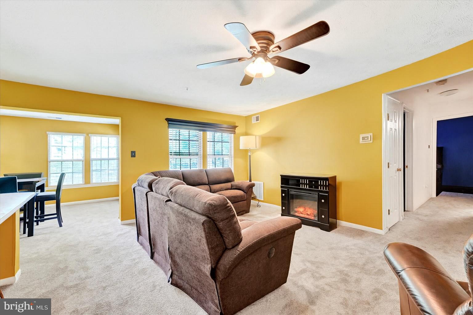 2825 KATEWOOD COURT 6-2825