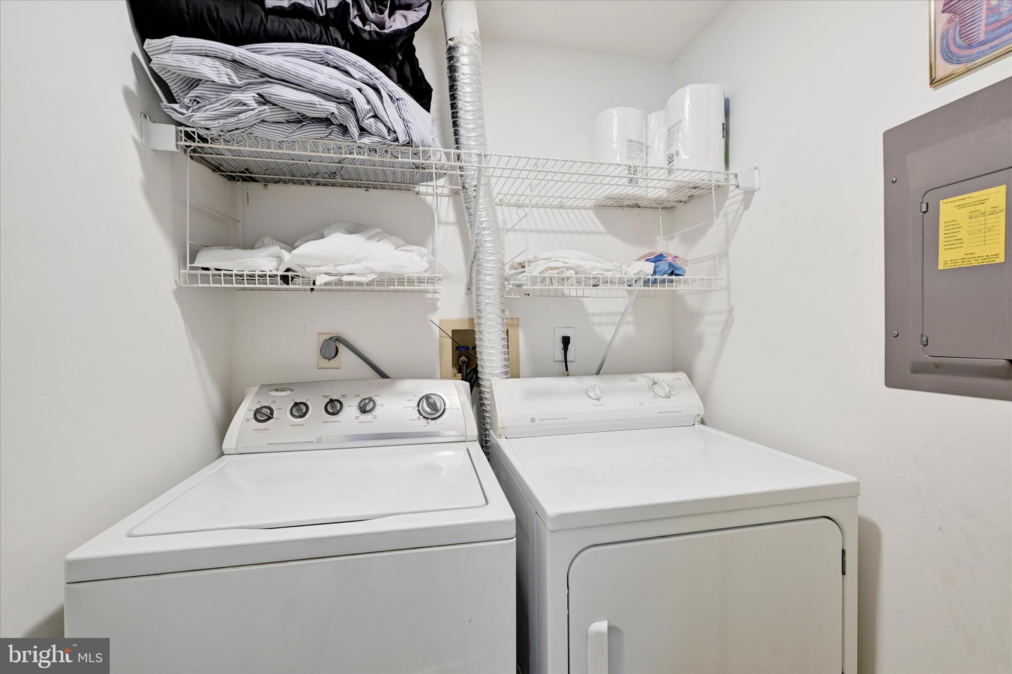 2825 KATEWOOD COURT 6-2825