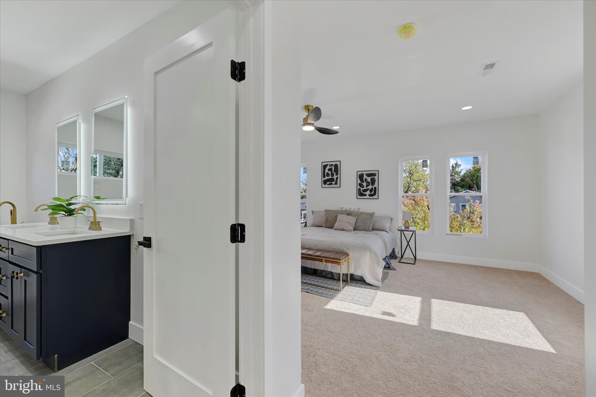 72 N PROSPECT AVENUE