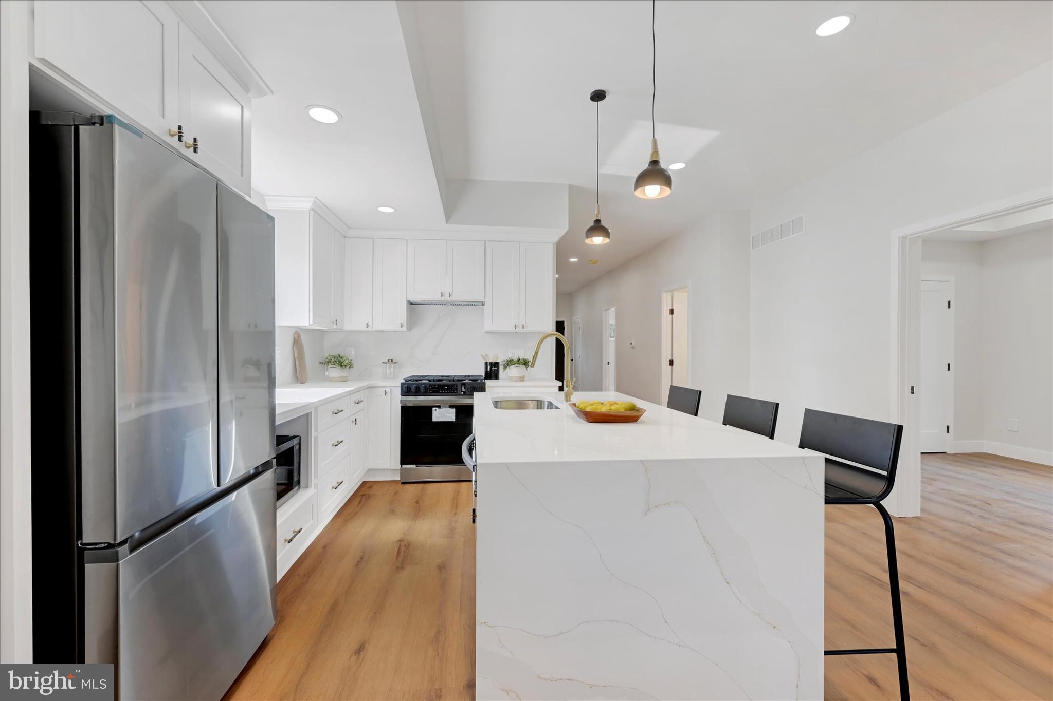 72 N PROSPECT AVENUE