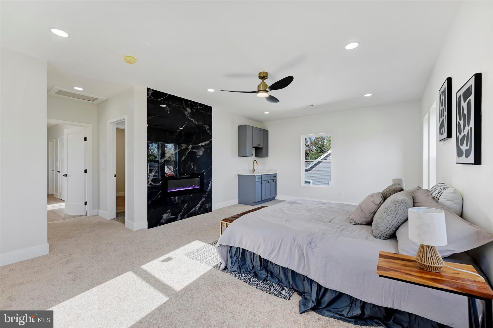 72 N PROSPECT AVENUE