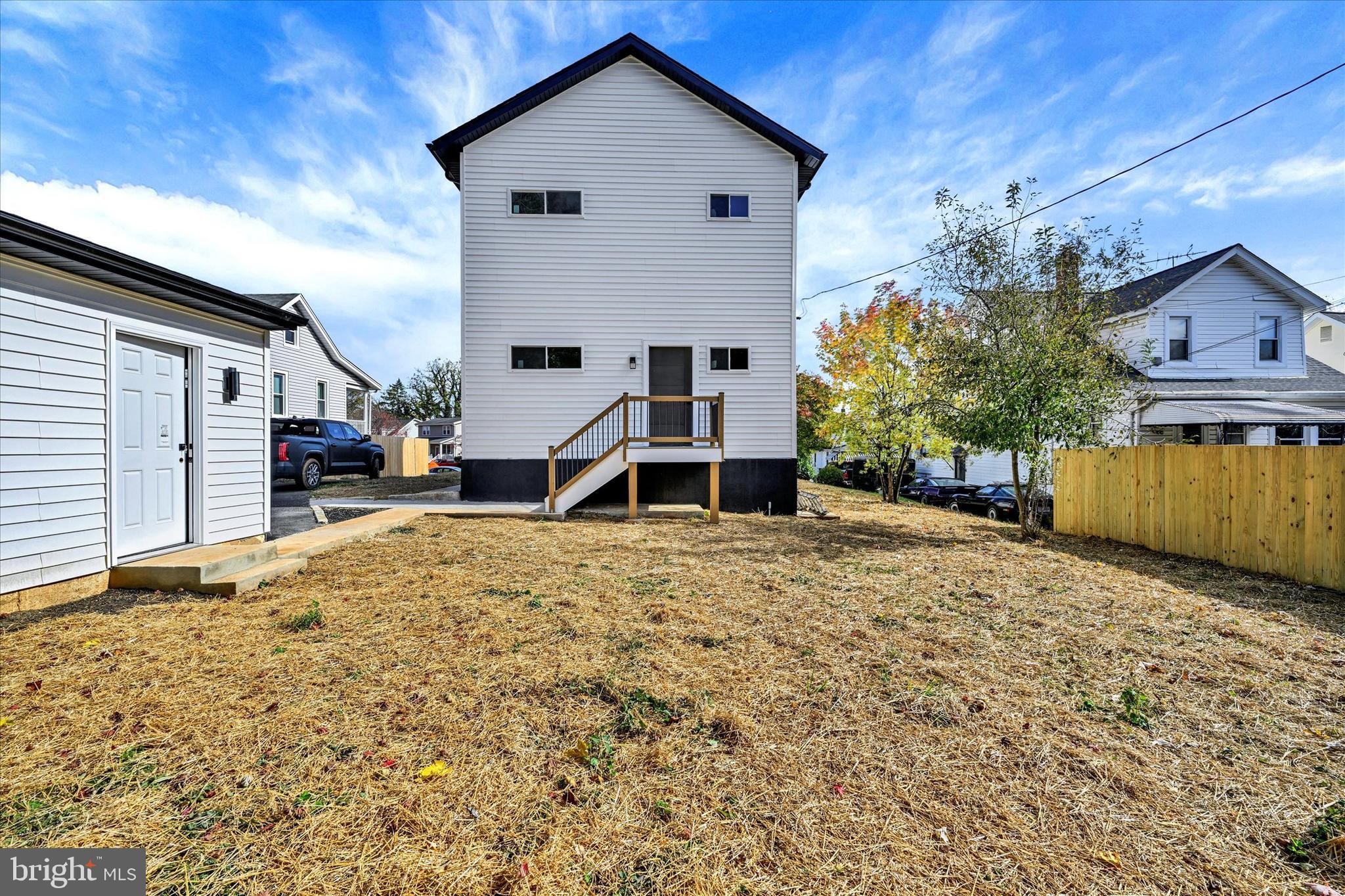 72 N PROSPECT AVENUE